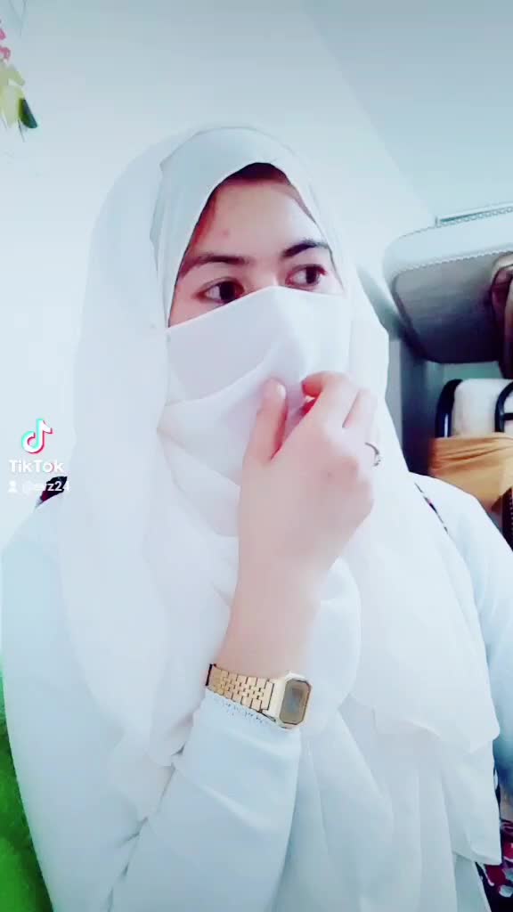 @simple lady