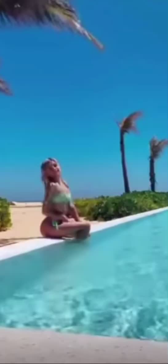 @Coco Quinn