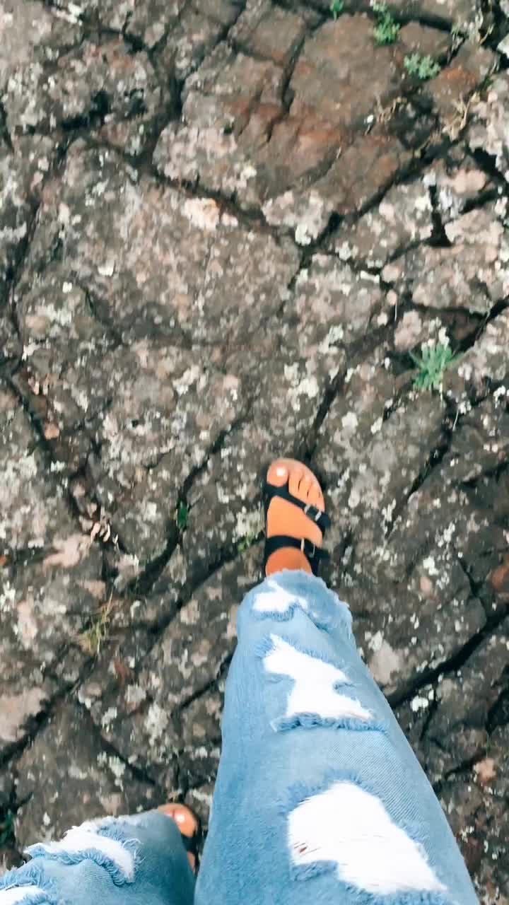 @Lo