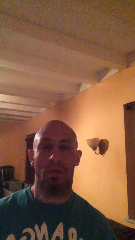 @user406811679502