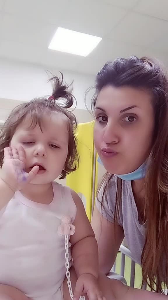 @Sabrina Crispo