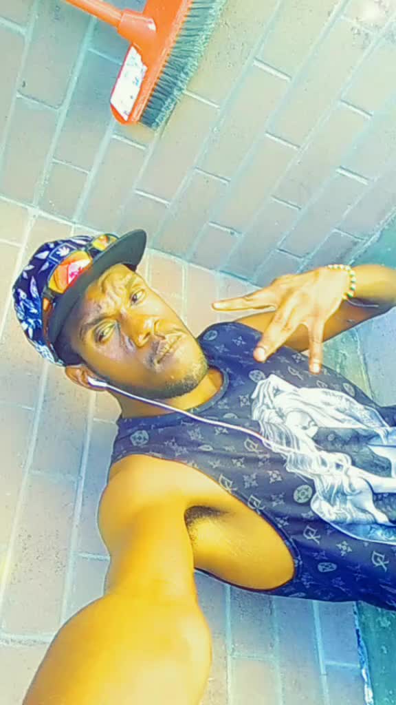 @Wwilya=Thug'z...💯
