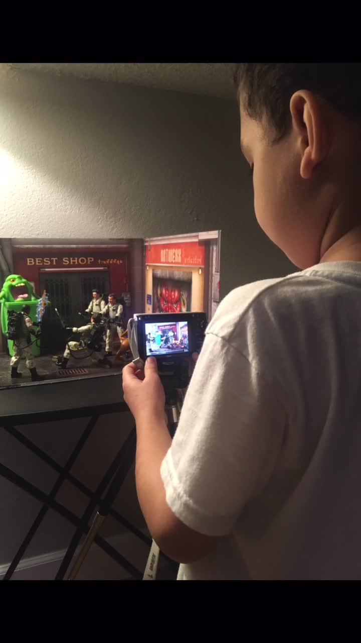 @Diorama Drama With My Mama!