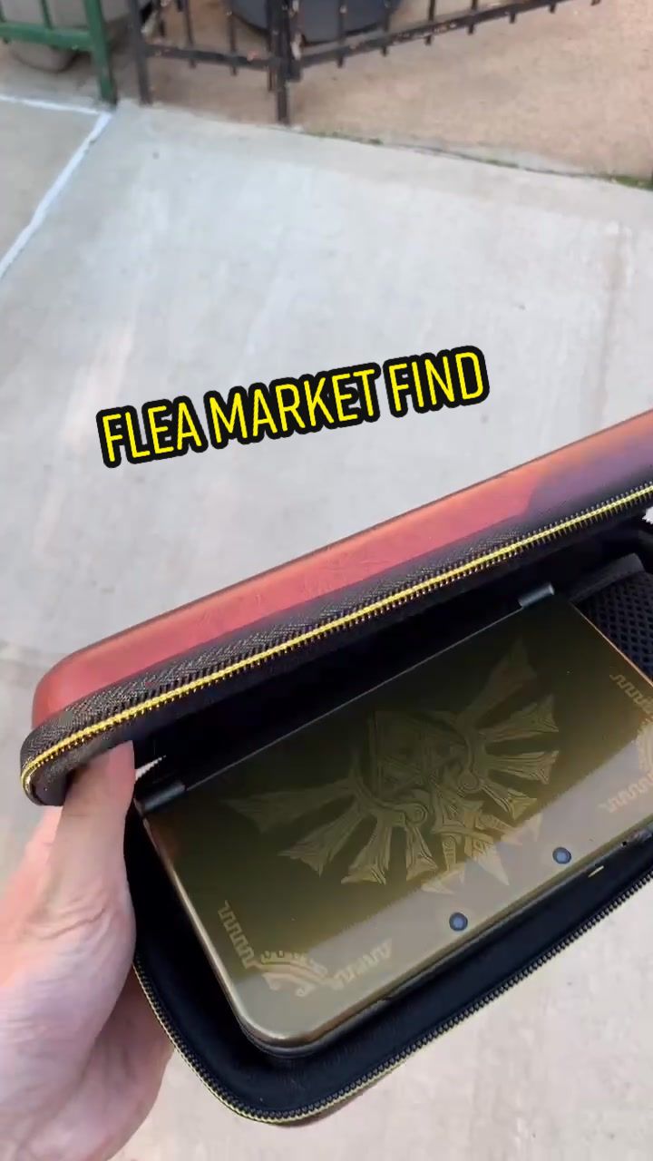 @denniscollects