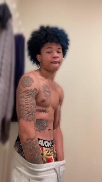 @Dee