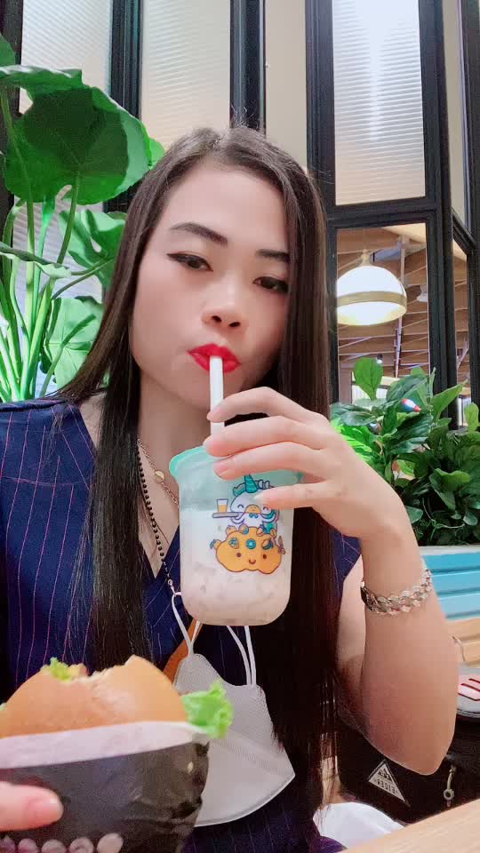 @qorri_adelia👑