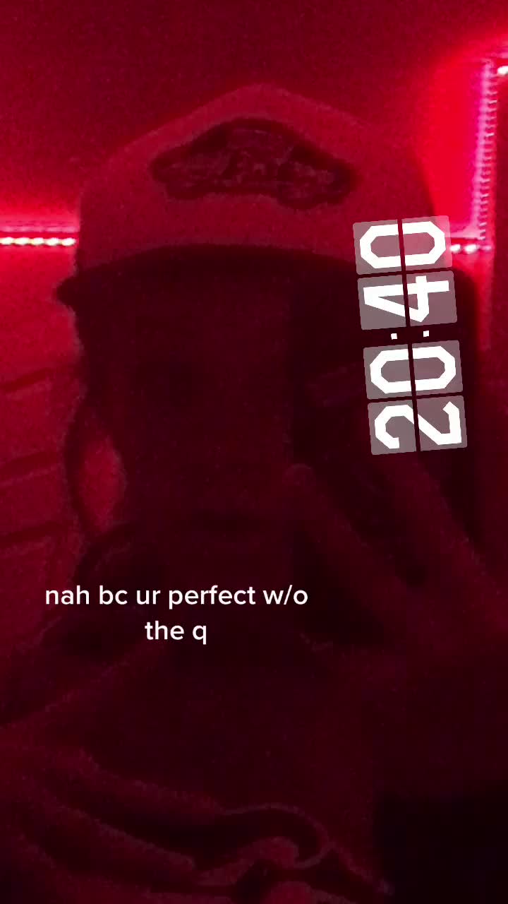 @leahs hot <3
