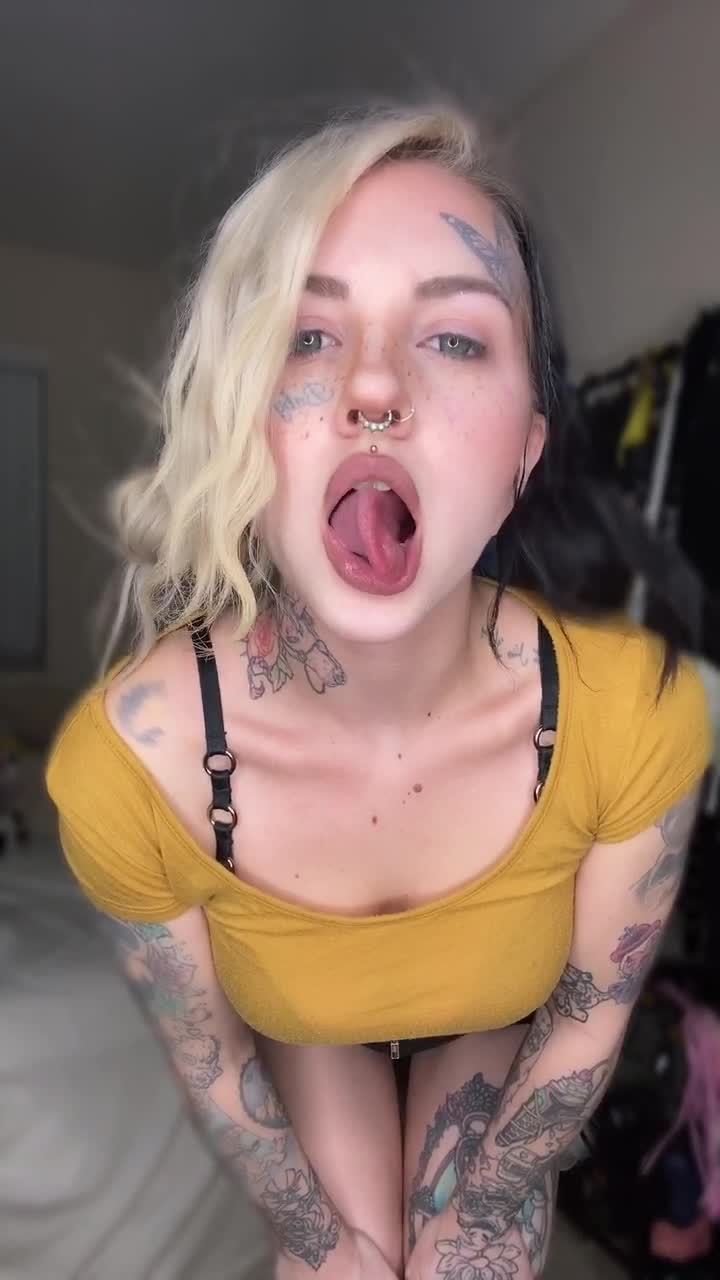 @Baby Goth