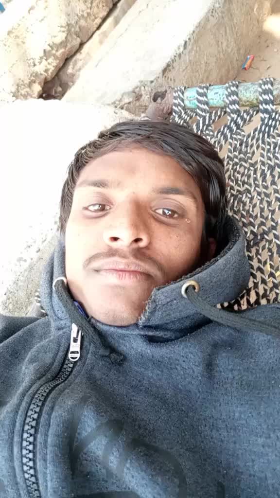 @user773943566612
