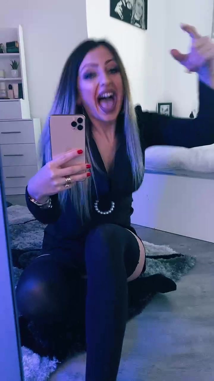 @𝐀𝐧𝐝𝐫𝐮𝐭𝐳𝐚🩷