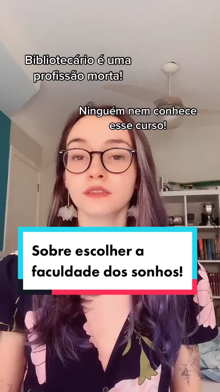 @Let&iacute;cia || booktok