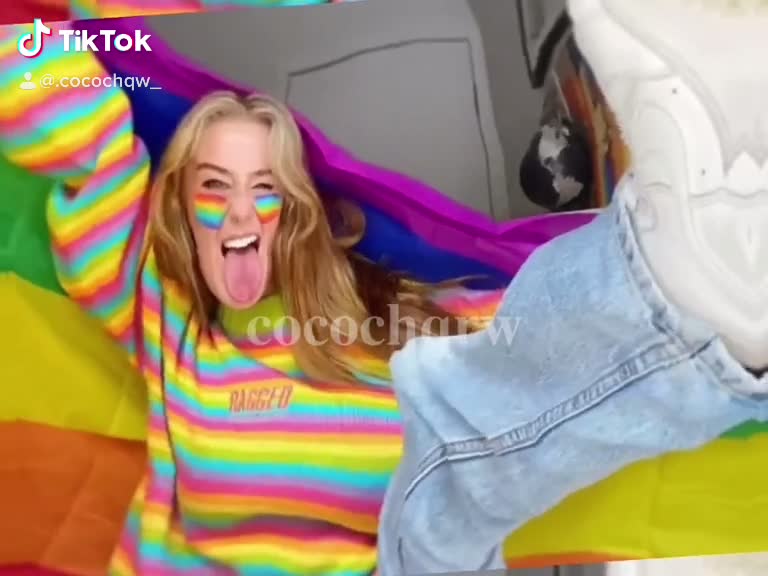 @𝐜𝐨𝐜𝐨𝐜𝐡𝐪𝐫𝐰