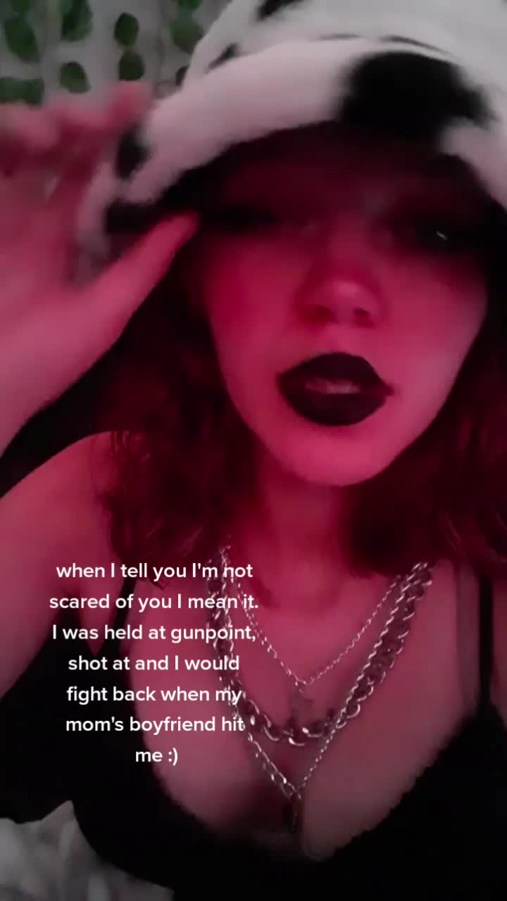 @👽