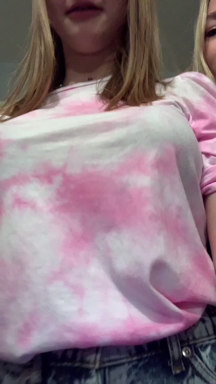 @Lillycloan
