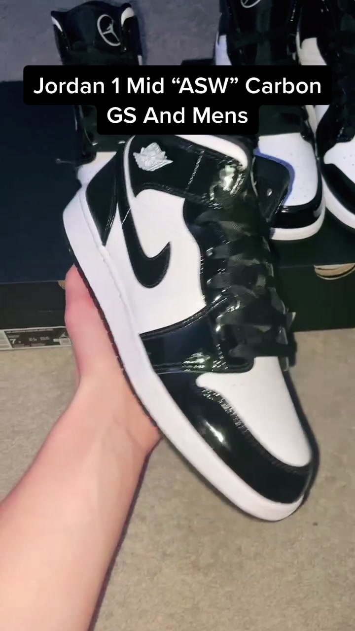 @sold.out.soles