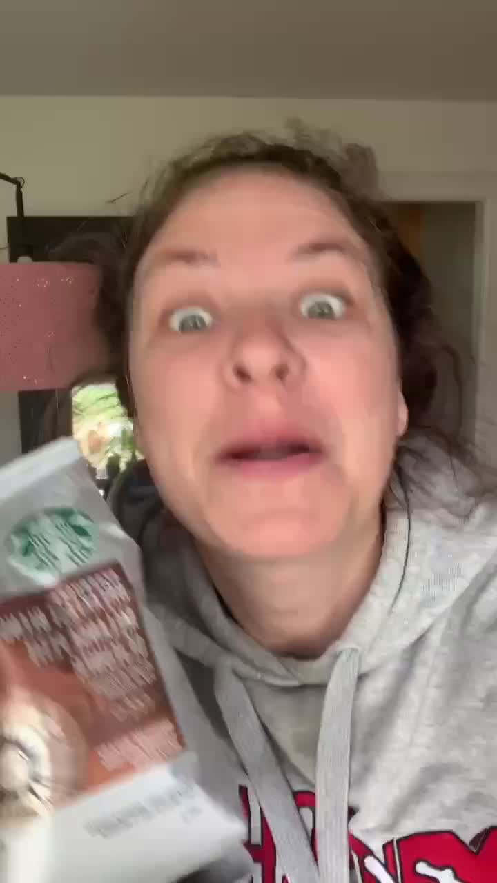 @deesilkiecreator