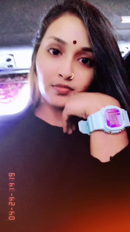 @oғғ&iota;cally_м&iota;yaa🦋🖤