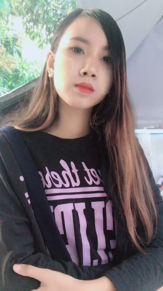 @မှန်ကြောင်😎