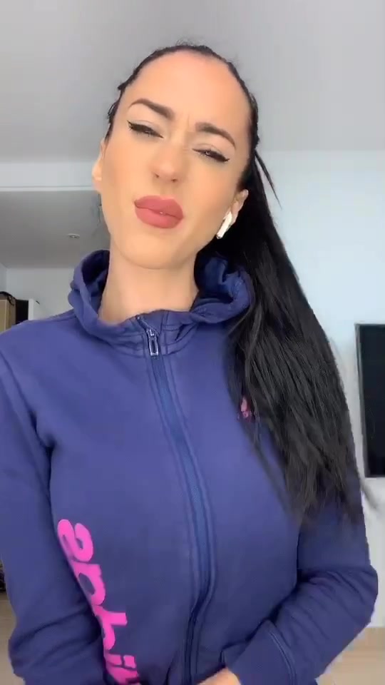 @AurahRuizF