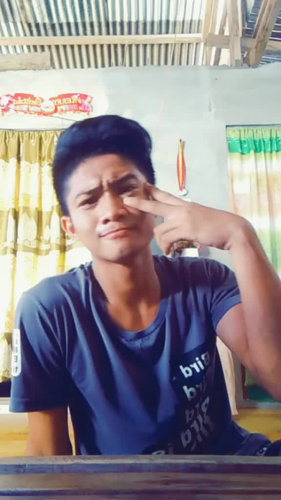 @N E I L👑