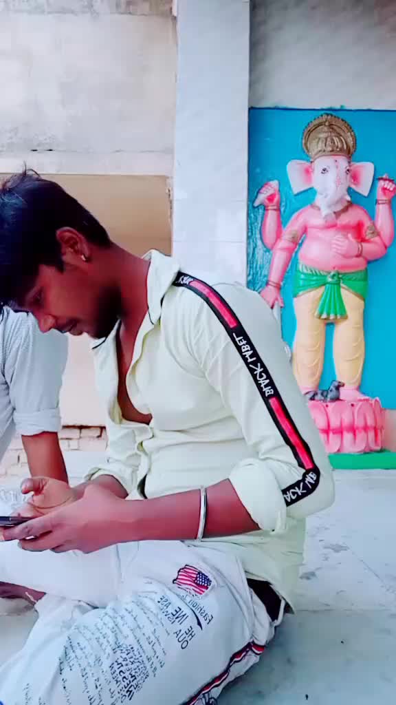 @GOLU❌⚔️ RAJA⚔️❌