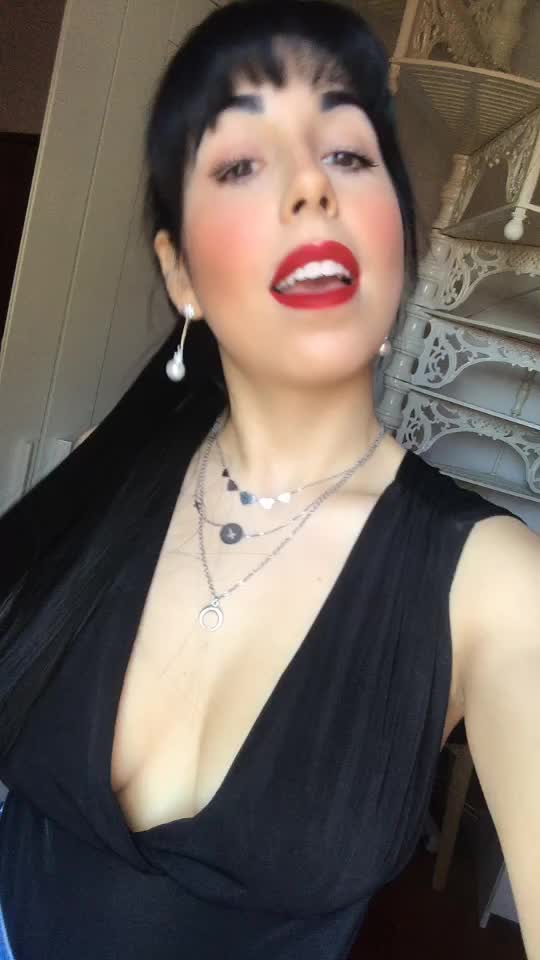 @Ana L&uacute;cia 🍒🧜🏻&zwj;♀️
