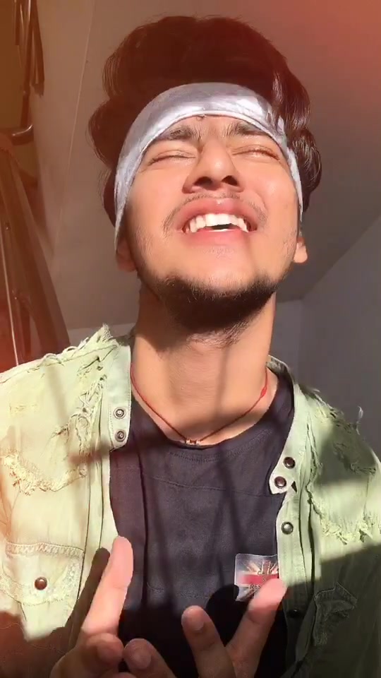 @RAHUL PADHIYAR 😎🔥