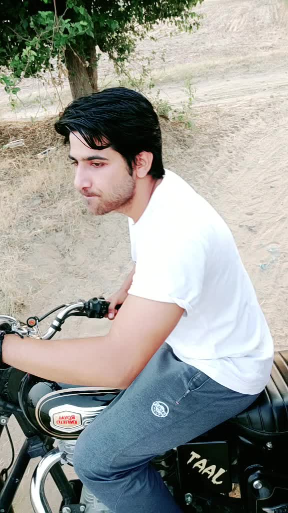 @user31300875467
