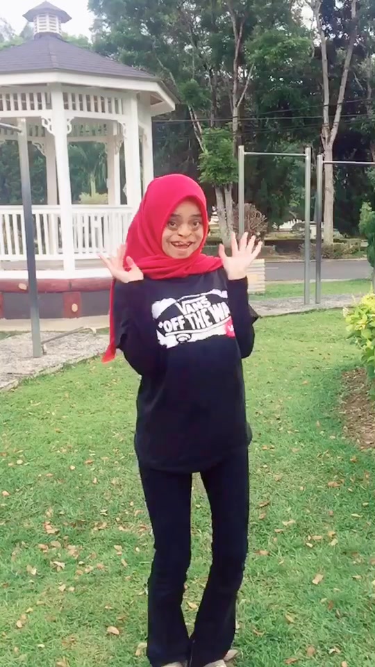 @Raaciil