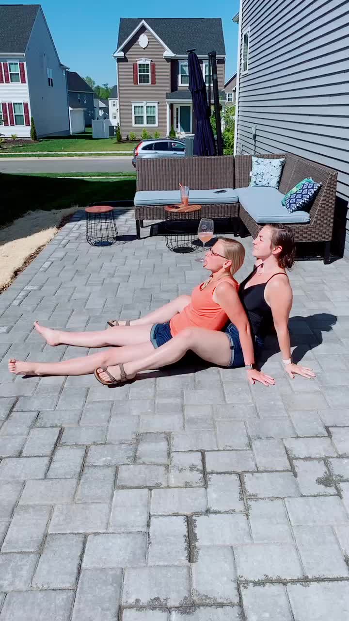 @kelshowardd