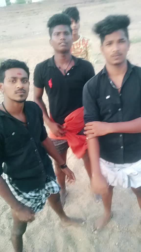 @RomanticRowdyRamesh