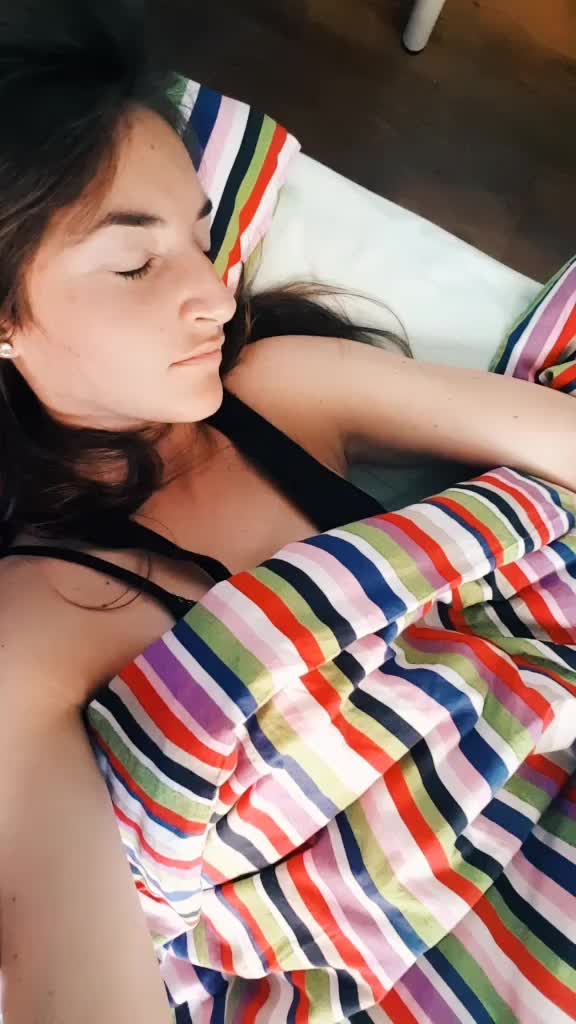@elena_davia