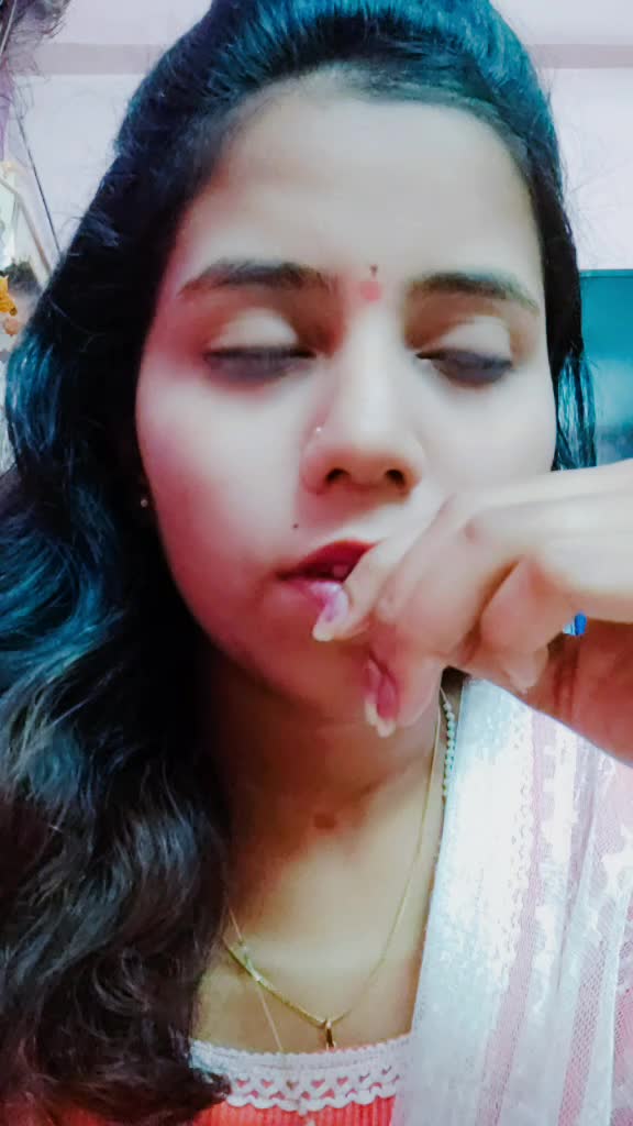 @Ritika sawardekar 💖