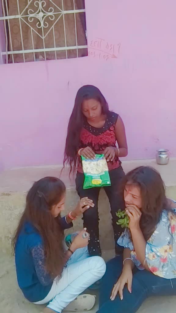@Shalini tarak Tarak