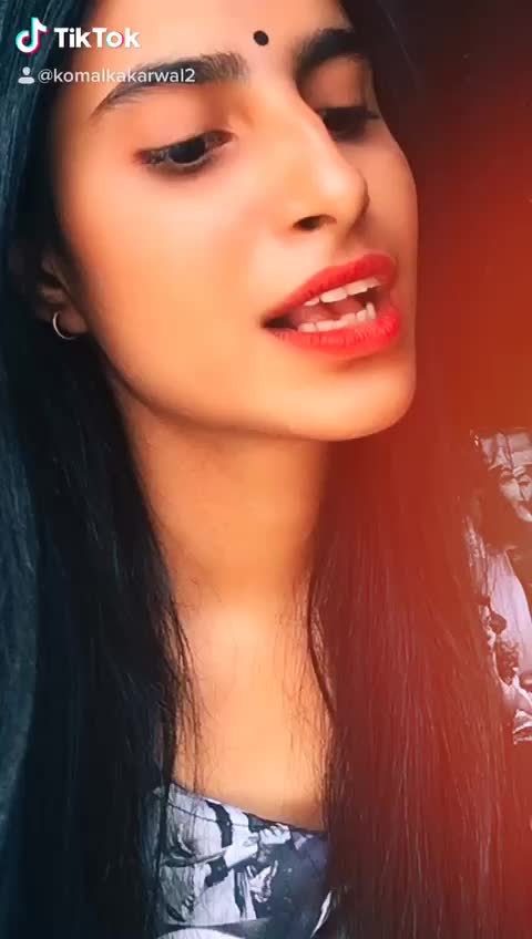 @komal🌈🥀