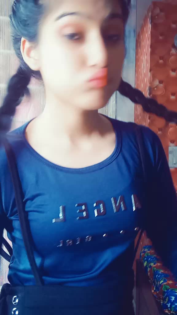 @Meghu🖤👅