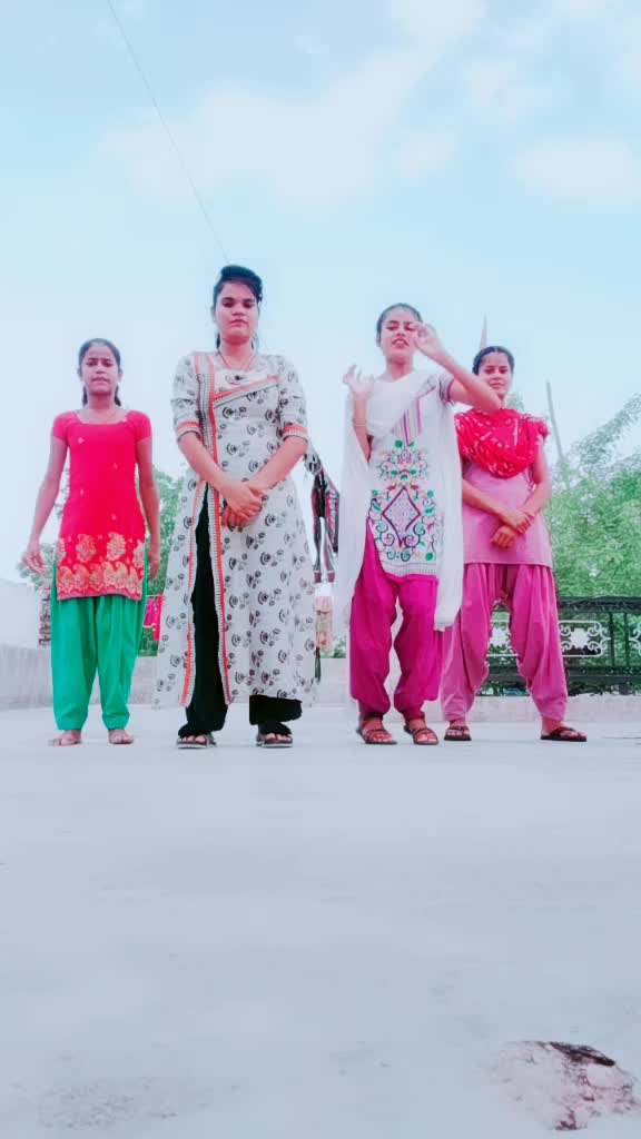 @#sisters#