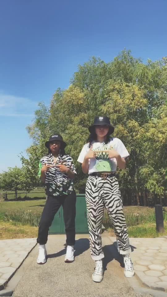 @aaliyah&britt