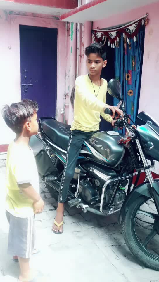 @ekha valmiki