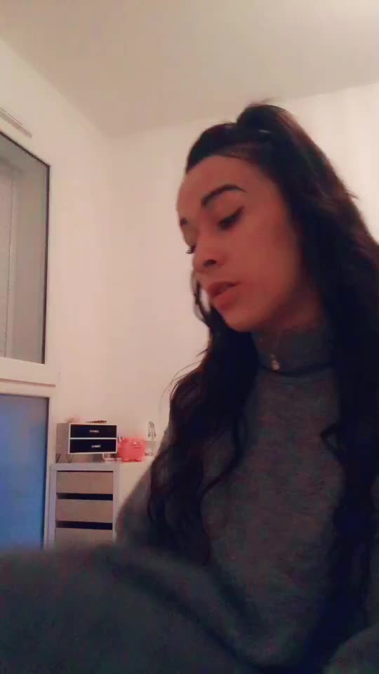 @MissMaevaaaaaa