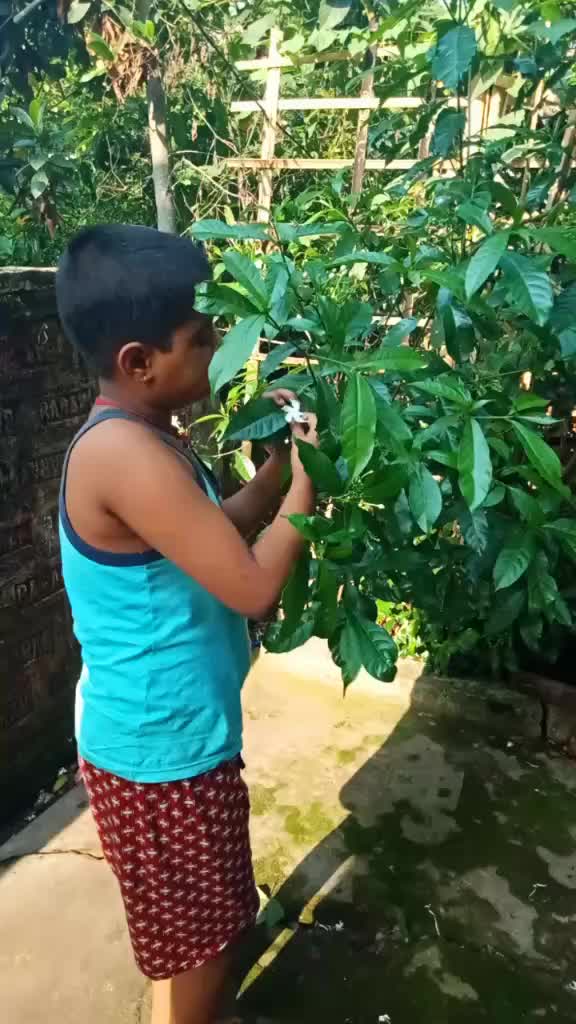 @😘MAHI CHAKRABORTY 3