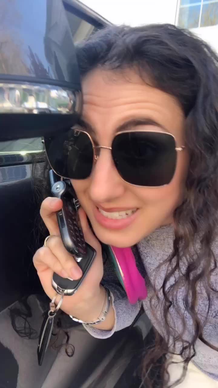 @batshitmama