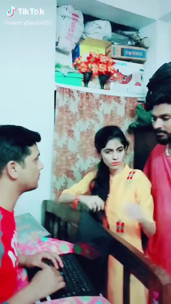@Itsme_Siri