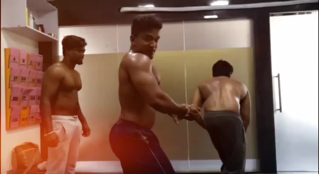 @v2_kada_kutty😉