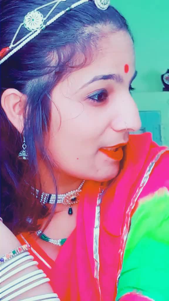 @AnuSHkA_BaiSa_โค