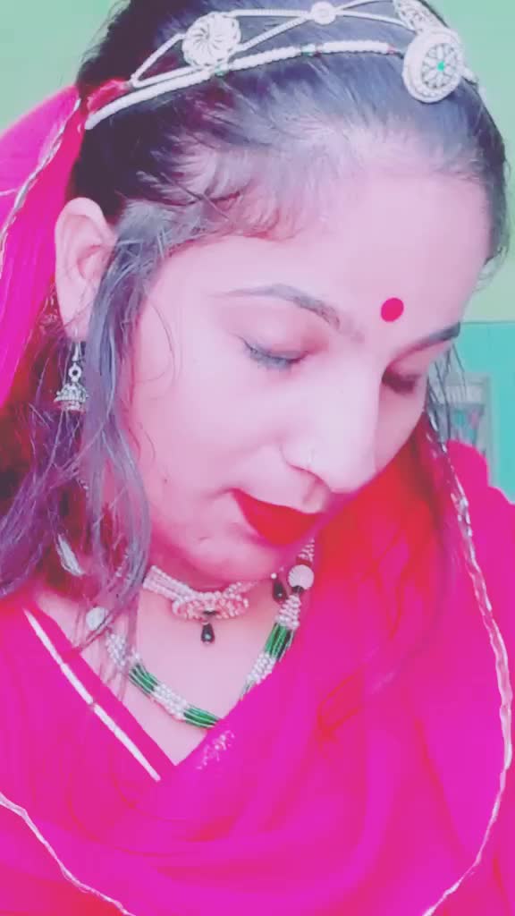 @AnuSHkA_BaiSa_โค
