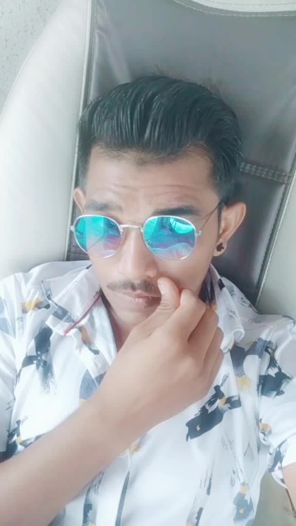 @નટખટ કાન