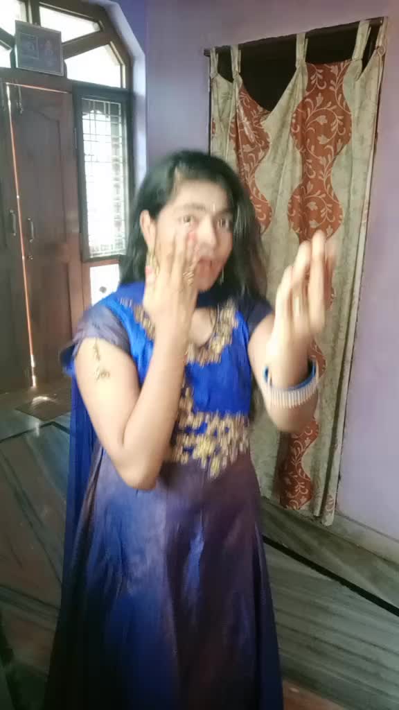 @Malavika jay❤