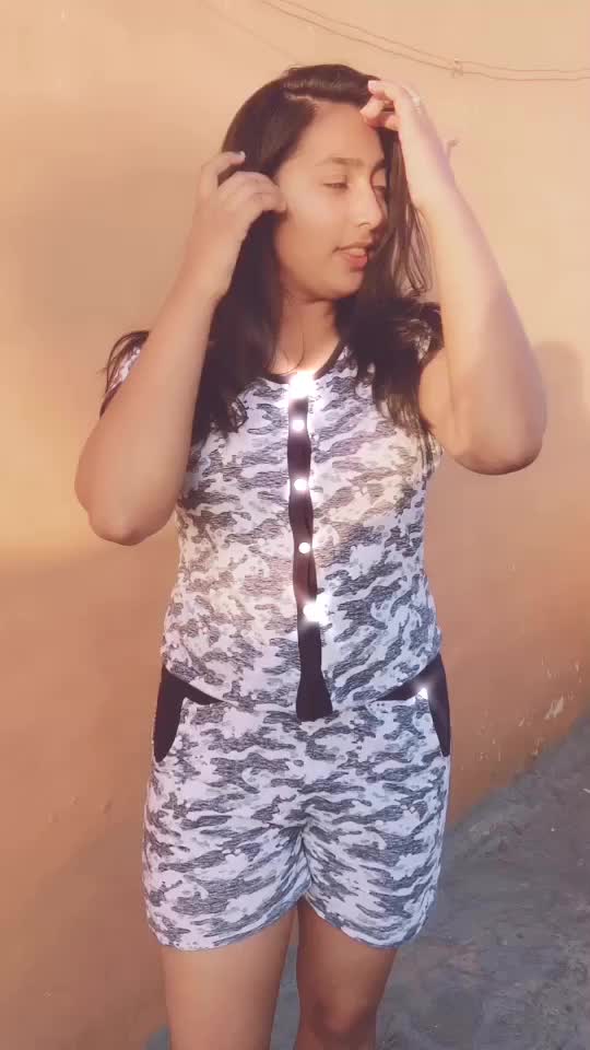 @Priya Anand521