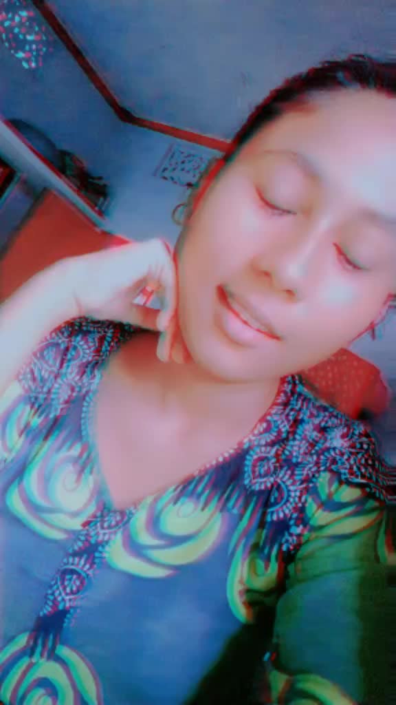 @𝓔𝓵𝓪 𝓣𝓪𝓷𝓲𝓪